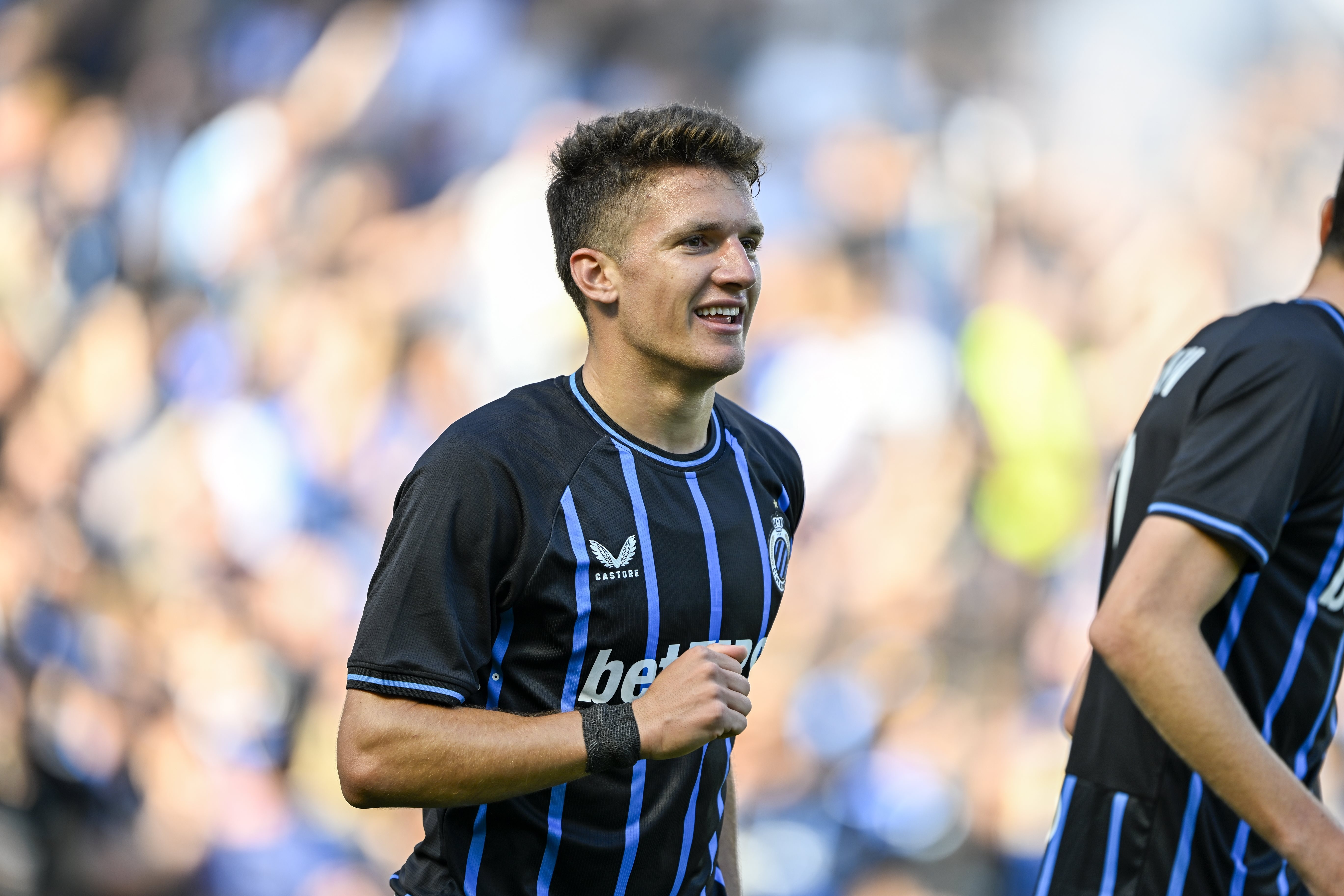 记者:水晶宫3000万欧报价佐利斯 布鲁日对球员估值约4000万欧