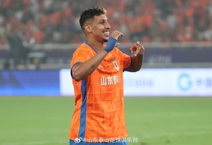 专业体育直播-感谢22190位现场球迷的声浪席卷奥体！下一战，我们继续并肩！