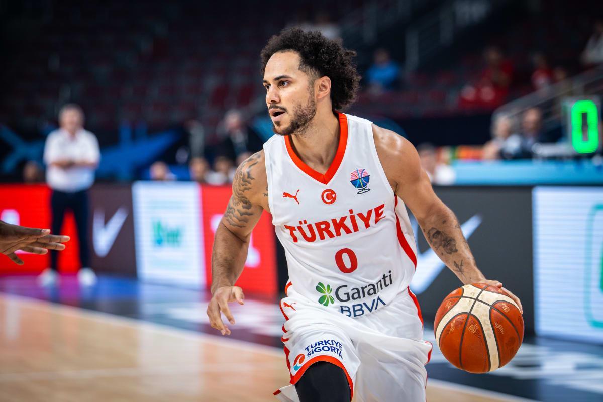 实时更新-主动减少出手次数!前独行侠首轮秀在土耳其队的作用相当明显?