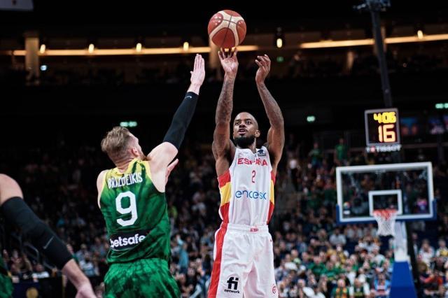 fb体育-【观点】归化再成热点 中国男篮该不该走这条路？