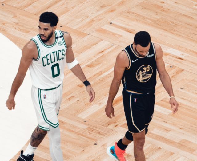 入口-一场悲情英雄的强硬血战 库里已经为勇士付出所有