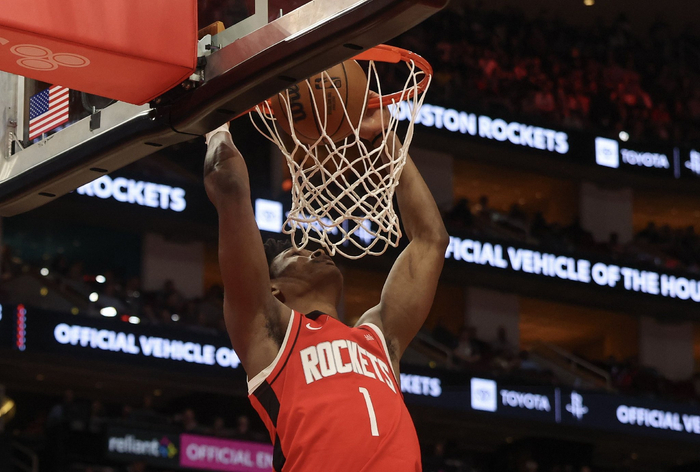 火箭打败东部第一，杜兰特32+7申京19分谢泼德18分，康宁汉姆12+8|活塞|凯文·杜兰特|NBA常规赛|费城76人队|底特律活塞队_新浪新闻