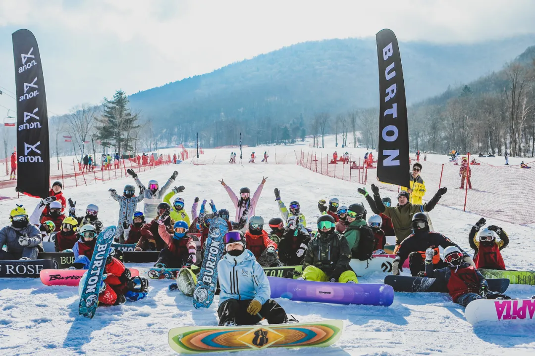 fb体育-苏翊鸣一金一铜收官冬奥背后，他们默默付出了20年