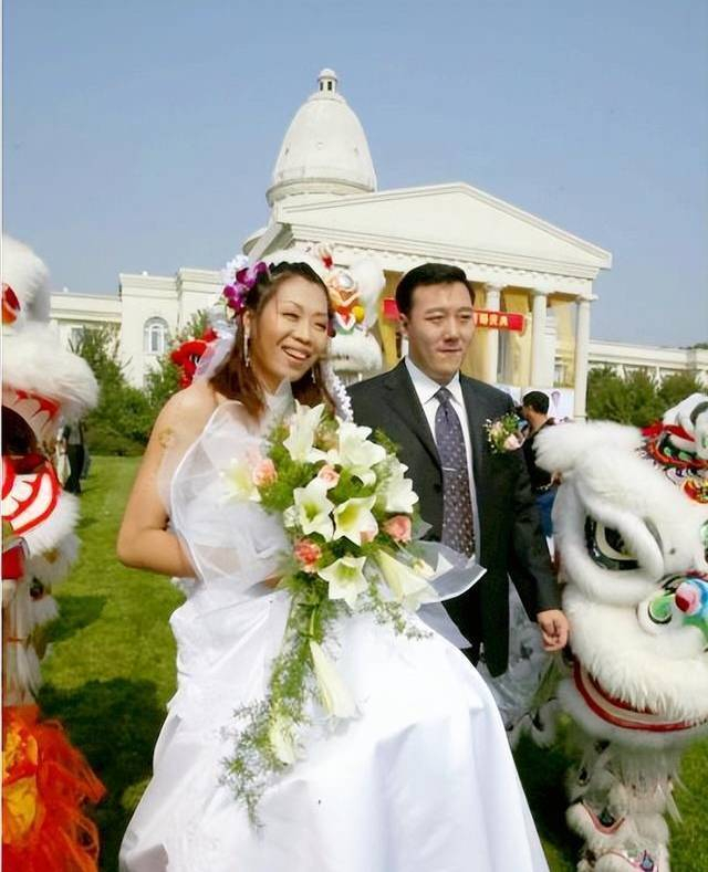 多样化赛事频道-女排传奇张越红:制造最经典一扣,退役后官至副厅级,婚姻美满幸福|葛勇|排球|体育局|雅典奥运会|中国女排_新浪体育_新浪新闻