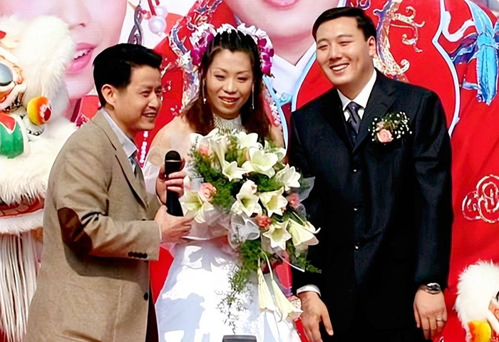 多样化赛事频道-女排传奇张越红:制造最经典一扣,退役后官至副厅级,婚姻美满幸福|葛勇|排球|体育局|雅典奥运会|中国女排_新浪体育_新浪新闻